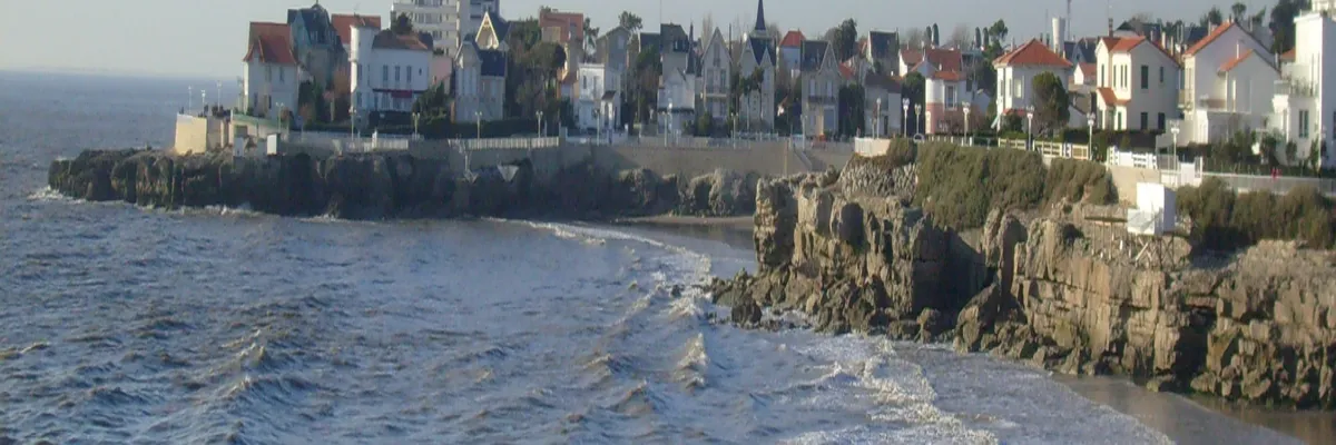 Image Installateur abri de piscine Royan