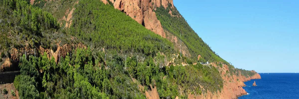 Image Installateur abri de piscine Var