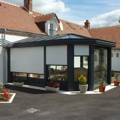 Image de AKENA véranda, extension de maison, pergola bioclimatique, carport et pool house Auxerre