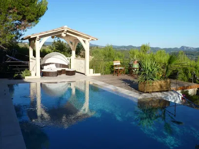 Image de Déco Charpente Var (Abris voiture, Pergola Bois, Pool House, Appentis, Auvent)