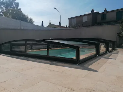 Image de Fabricant installateur abris de piscine avec ou sans rail au sol Profils Abris France