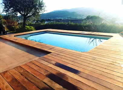 Image de Les Piscines du Garlaban | Coque Polyester et Céramique