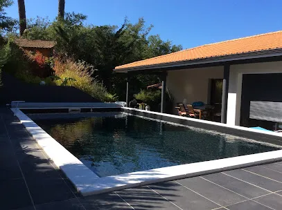 Image de Piscines Les Bleues Océanes - Pisciniste constructeur de piscine - Rénovation et Services - Magasin de piscine