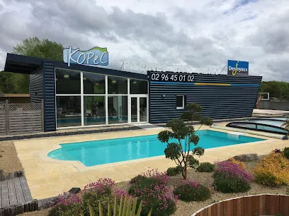 Image de Ste Kopec Piscine Desjoyaux Côtes d'Armor jacuzzi