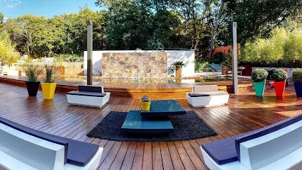 Image de Zen Bois & Concept - Terrasses, Contours de piscines, Pergolas bioclimatiques, Gazon Synthétique, parquets etc...